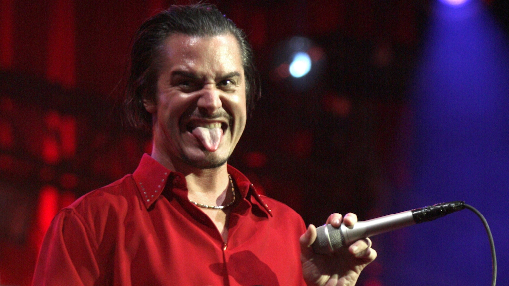 Mike Patton und Faith No More (hier beim Lowlands Festival 2009) sorgen für Metal im TV